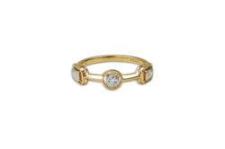 Mingle Emerald- Round- Emerald Cut Single Diamond Rings