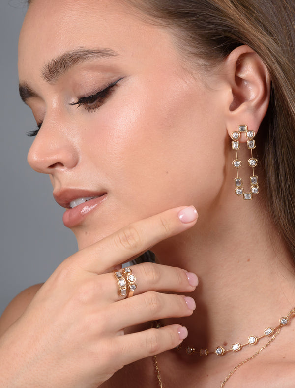 Mingle Bypass Emerald-cut , Round Brilliant Diamond Ring