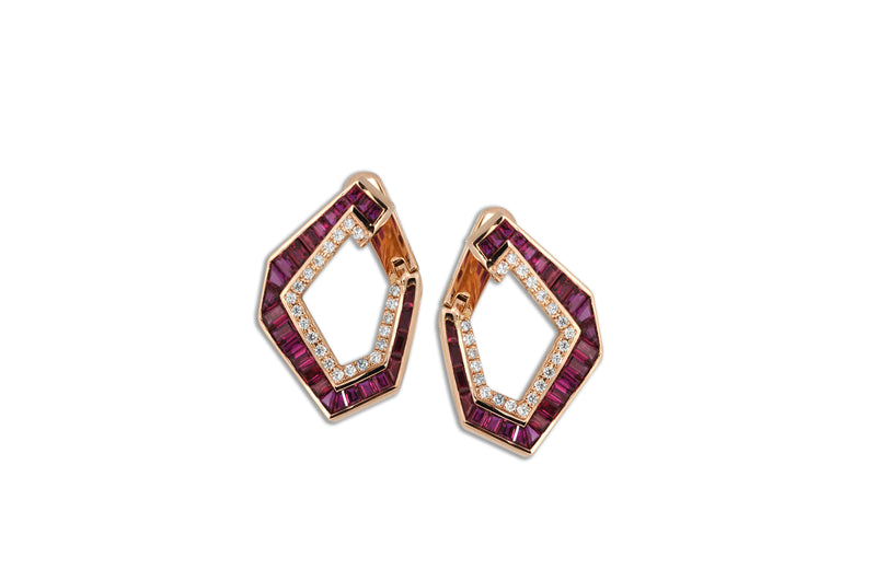 Origami Link no.5 Tsavorite Garnet & Diamond Earrings (Medium)