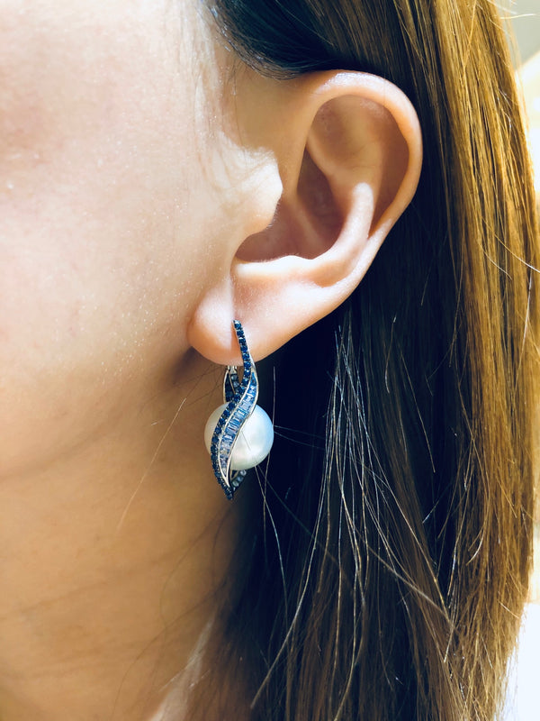 Talay Wave Twist Pearl Hoop Earrings (medium)